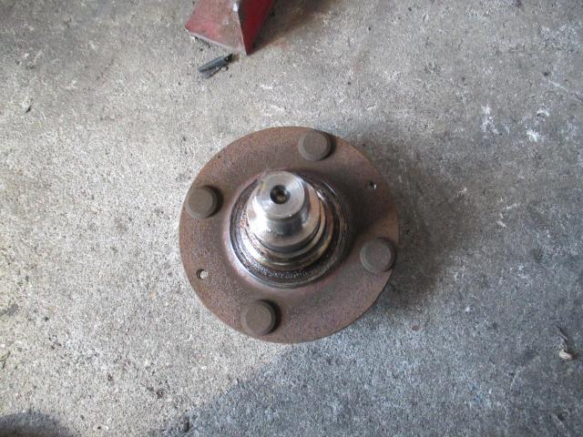 ホンダ　バモス　サスペンション・足回り修理・整備　フロントハブベアリングの交換修理を実施　 遠賀郡遠賀町・水巻町・岡垣町・芦屋町・中間市・北九州市八幡西区・鞍手町、宗像市、他の地域のお客大歓迎