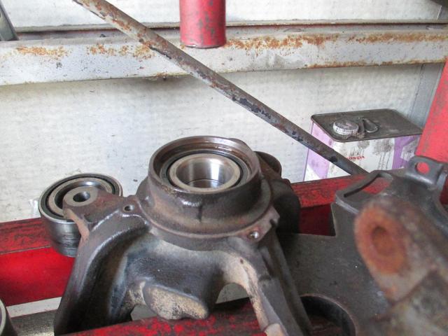 ホンダ　バモス　サスペンション・足回り修理・整備　フロントハブベアリングの交換修理を実施　 遠賀郡遠賀町・水巻町・岡垣町・芦屋町・中間市・北九州市八幡西区・鞍手町、宗像市、他の地域のお客大歓迎