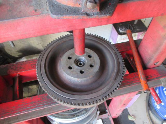 スズキ　ジムニー　ミッション・駆動系修理・整備　マニアルミッション　クラッチの交換修理を実施　 遠賀郡遠賀町・水巻町・岡垣町・芦屋町・中間市・北九州市八幡西区・鞍手町、宗像市、他の地域のお客大歓迎