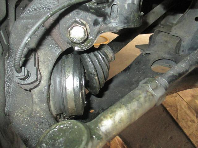 ダイハツ　ミライース　車検　整備　ヘッドライト磨き　ドライブシャフトブーツ　ロアボールジョイントブーツの交換修理を実施　 遠賀郡遠賀町・水巻町・岡垣町・芦屋町・中間市・北九州市八幡西区・鞍手町、宗像市、他の地域のお客大歓迎