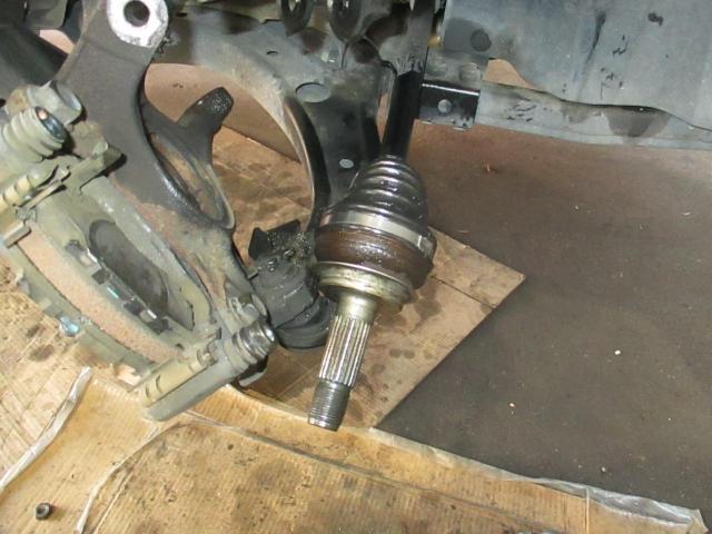 ダイハツ　ミライース　車検　整備　ヘッドライト磨き　ドライブシャフトブーツ　ロアボールジョイントブーツの交換修理を実施　 遠賀郡遠賀町・水巻町・岡垣町・芦屋町・中間市・北九州市八幡西区・鞍手町、宗像市、他の地域のお客大歓迎