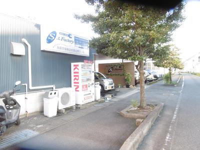 有限会社 エスティーファクトリー【各損害保険会社指定修理工場】の画像
