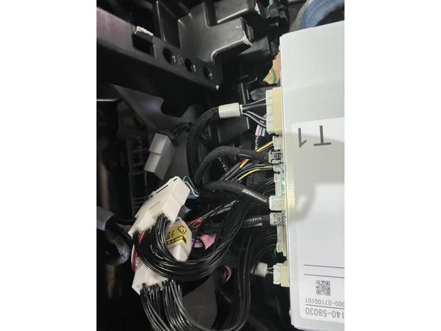 トヨタ・アルファードにTVキットとHDMI変換アダプターを取付【電装系のパーツ持込み取付け・ガラスコーティング・ヘッドライトクリーニングなら正充産業へお任せください！】