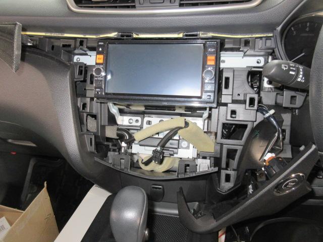 増税直前　ニッサン、エクストレイル販売させて頂きました。ナビ　ドライブレコーダー取り付け　交換　修理　事故　鈑金　板金　塗装　保険　三重　桑名　いなべ　東員　四日市　菰野