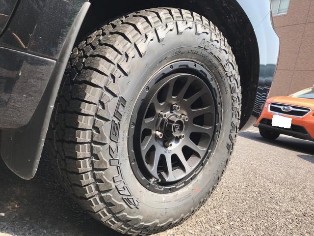 ランドクルーザー プラド タイヤホイールセット取付 DELTA FORCE ランドクルーザー プラド タイヤホイールセット取付 DELTA FORCE
