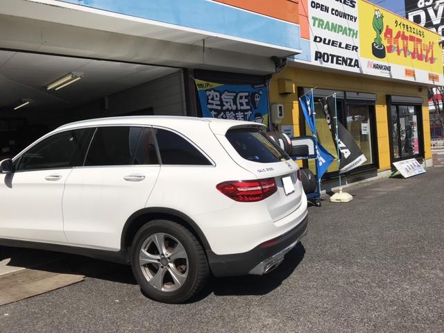 メルセデスベンツ GLC250 タイヤ交換 スタッドレスから夏タイヤへ組み換え