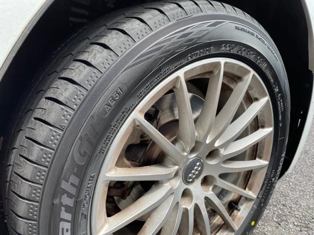 AUDI A5 タイヤ交換 BluEarth-GT AE51 225/50R17