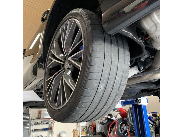 アウディ A7 タイヤ交換 パンク