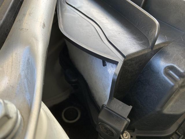 BMW F10 ５シリーズ
バッテリー交換、エアコン異音診断！！