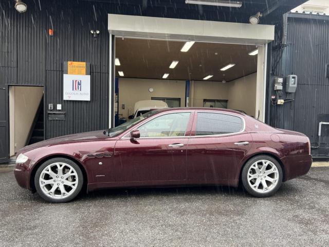 マセラティ　クワトロポルテ
KーSPORT車高調取り付け