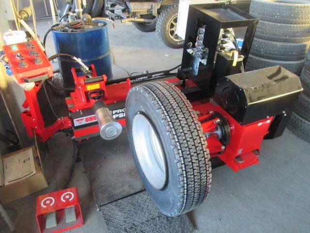 トラック　バス　タイヤチェンジャー導入　TBチェンジャー　宇都宮市　下野市　壬生町