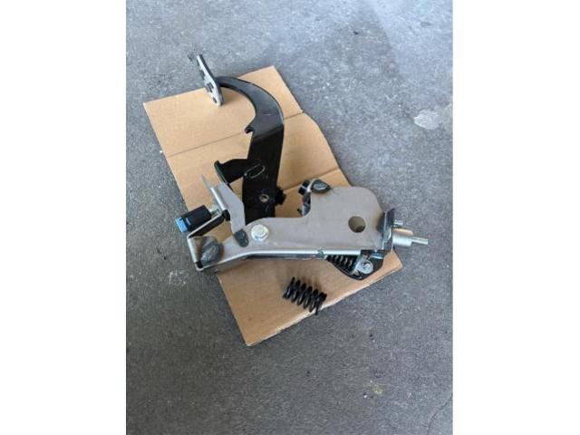 トヨタ　ＧＲ８６　クラッチペダルアシストスプリング取付 宇都宮市 下野市 壬生町