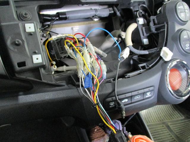 ブレッドハウスさん&オーディオ インストール!【山口県 防府市で持込でのパーツ取付・タイヤ交換・ナビ・ETC・ドライブレコーダー等の取付は タイヤガレージナカムラ へ!】