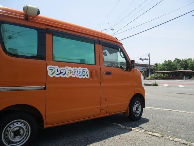ブレッドハウスさん＆バックカメラ交換！【山口県　防府市　持込パーツ取付・タイヤ交換・ナビ・ＥＴＣ・ドライブレコーダー等の取付は　タイヤガレージナカムラ　へ！】
