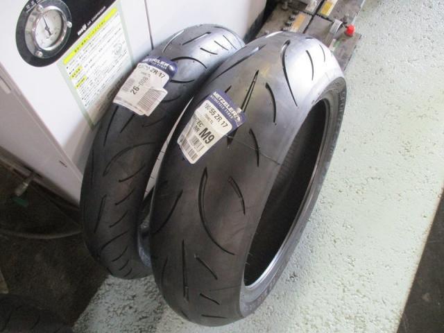 ＹＺＦ－Ｒ１　タイヤ交換！【山口県　防府市　持込パーツ取付・タイヤ交換・ナビ・ＥＴＣ・ドライブレコーダー等の取付は　タイヤガレージナカムラ　へ！】