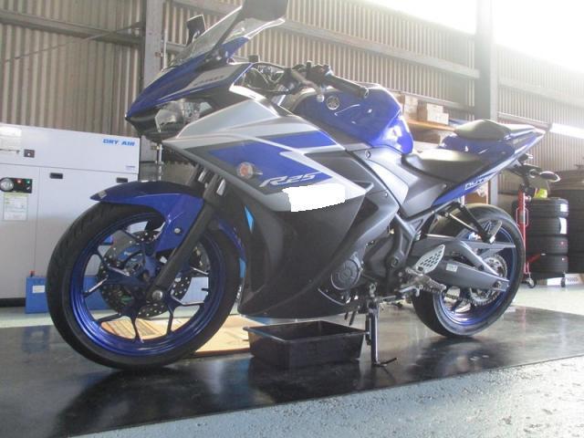 ＹＡＭＡＨＡ　ＹＺＦ－Ｒ２５　オイル交換！【山口県　防府市　持込パーツ取付・タイヤ交換・ナビ・ＥＴＣ・ドライブレコーダー等の取付は　タイヤガレージナカムラ　へ！】