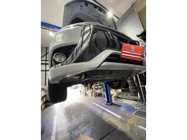 三菱　アウトランダーＰＨＥＶ　車検