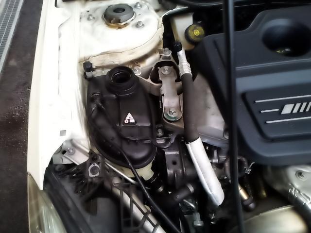 メルセデスベンツ　AMG　A45　Aクラス　w176　2013　H25y　冷却水漏れ　ラジエーターリザーバータンク　福島市　輸入車　コンパクトカー