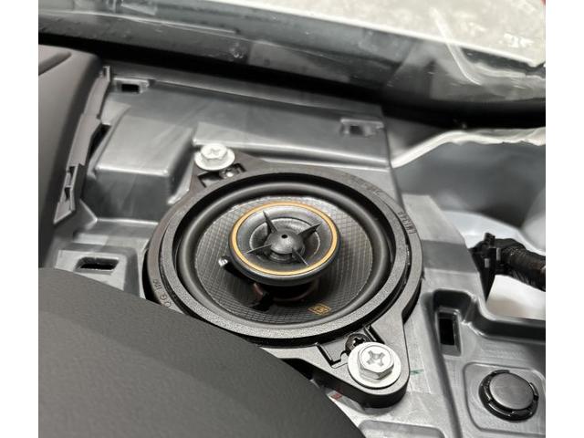 トヨタ　クラウンセダン　スピーカー交換サブウーファー取付【奈良　大阪　三重　和歌山　京都ナビ　フリップダウンモニタードライブレコーダー タイヤ交換インテリア張り替え持込パーツ取付】ならGOSPELにお問い合わせ下さい。