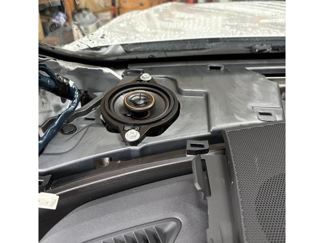 トヨタ　クラウンセダン　スピーカー交換サブウーファー取付【奈良　大阪　三重　和歌山　京都ナビ　フリップダウンモニタードライブレコーダー タイヤ交換インテリア張り替え持込パーツ取付】ならGOSPELにお問い合わせ下さい。