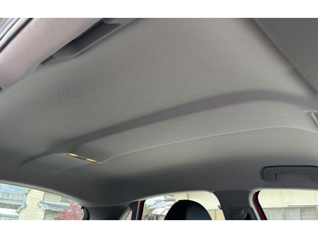 アウディ　Ａ１天井張り替え【奈良　大阪　三重　和歌山　京都ナビ　フリップダウンモニタードライブレコーダー タイヤ交換インテリア張り替え持込パーツ取付】ならGOSPELにお問い合わせ下さい。