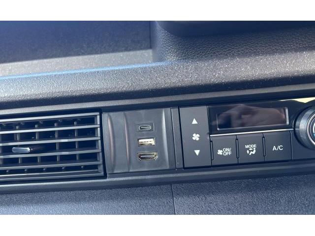 ホンダ(JF5/JF6系)Ｎ－ＢＯＸカスタム　ディスプレイオーディオ　ドラレコ【奈良　大阪　三重　和歌山　京都ナビ　フリップダウンモニタードライブレコーダー タイヤ交換インテリア張り替え持込パーツ取付】ならGOSPELにお問い合わせ下さい。