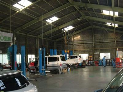 ピッカーズ鳥坂整備工場店の画像