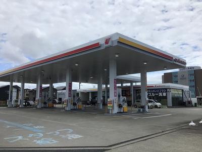 ピッカーズセルフエイトロード白根店の画像