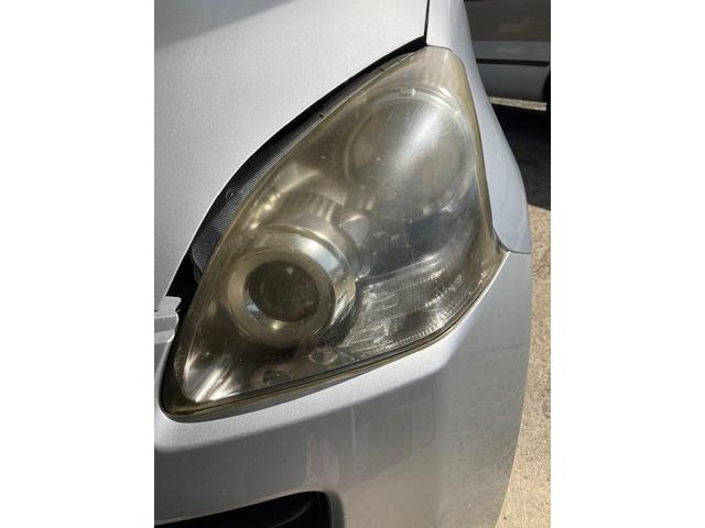 ラクティス　ヘッドライトコーティング作業
