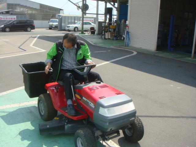 芝刈り機　農機　その他整備、販売