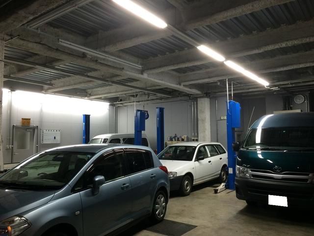 広々とした工場で確りと整備致します！