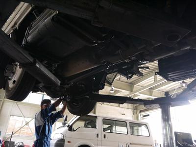 整備スタッフは全員「国家資格整備士」！