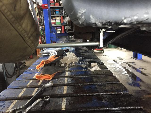 米沢市 車修理 板金塗装 キズヘコみ直し ブレーキパッド交換 キャリパーオーバーホール ダイハツ ムーヴ