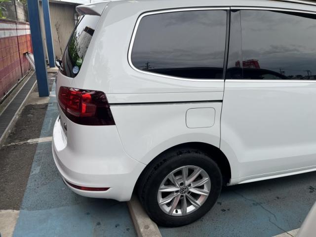 フォルクスワーゲン　シャラン　輸入車のクォーター　キズ・へこみ直し　深谷市輸入車板金