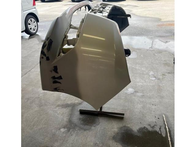 トヨタ　ノア　半日で修理完了！　フロントバンパーキズ・へこみ直し　深谷市　最短修理！