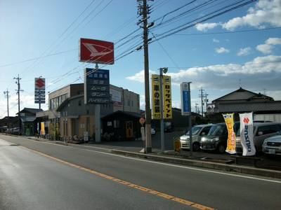 もちろんお車の販売もしております。