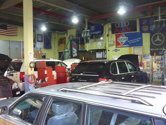 外車専門店　株式会社　Ｊｏｈｎｎｙ　Ｇａｒａｇｅ6