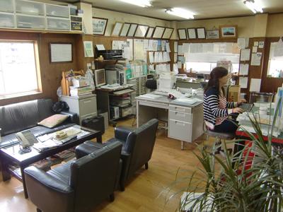 落ち着いた商談スペースでごゆっくり！