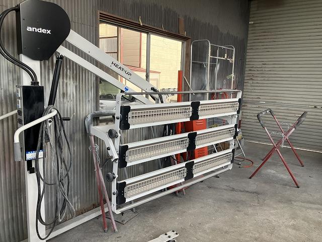 お車のキズ凹み直し、鈑金塗装も承ります。