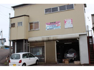 自社鈑金塗装工場完備！