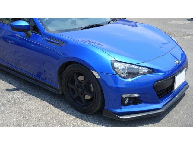 スバル　BRZ　エアコンガス交換