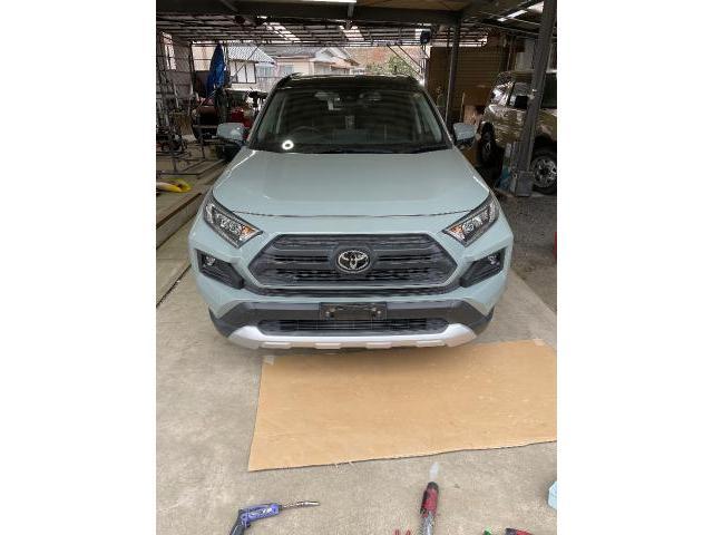 トヨタ　RAV4 ラプターライナー塗装　　