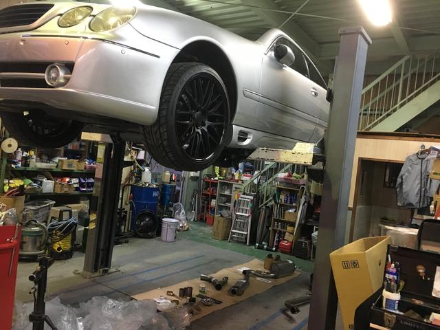 ベンツ　CL  W215　マフラー取替及びその他作業【摂津市】