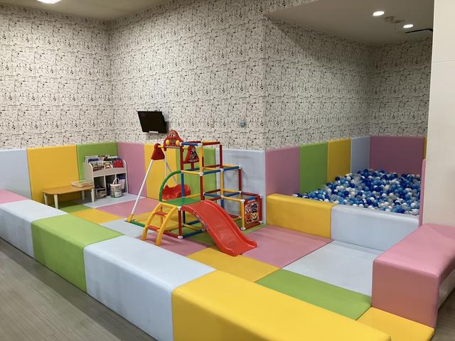 キッズスペース完備！お子様連れでもお気軽にご来店ください！
