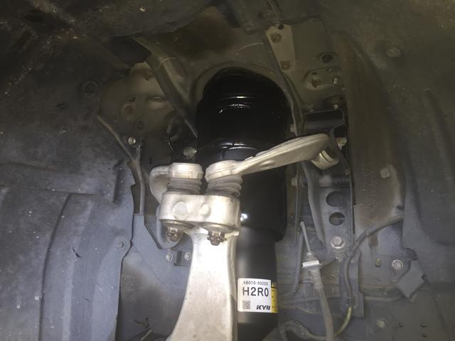 レクサス LS600 エアサス交換 茨城県古河市|グーネットピット レクサス LS600 エアサス交換 茨城県古河市|グーネットピット