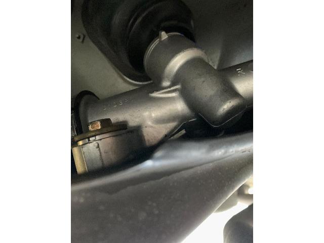 トヨタ パッソ ステアリングギアボックス交換