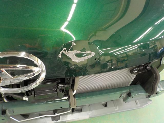 【ブーン】　ボンネット　キズ　凹み