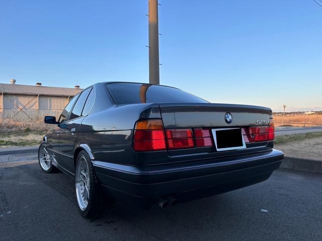 BMW E34 525i ご成約納車御礼　アメ車・輸入車の販売・車検・修理・鈑金　 茨城　千葉　守谷　つくばみらい　土浦　取手　つくば　石岡　筑西　古河　下妻　常総　坂東　龍ヶ崎　牛久　利根町　柏　我孫子　野田　流山　おおたかの森