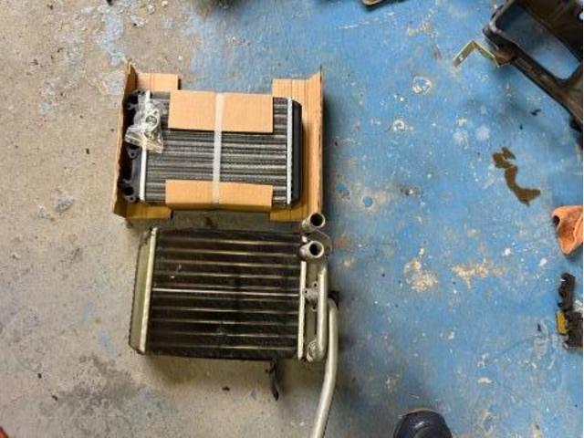 ベンツ　W123 280E エアコン効かない　車検　アメ車・輸入車の販売・車検・修理・鈑金　 茨城　千葉　守谷　つくばみらい　土浦　取手　つくば　石岡　筑西　古河　下妻　常総　坂東　龍ヶ崎　牛久　利根町　柏　我孫子　野田　流山　おおたかの森