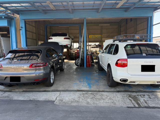 ポルシェ　マカン　車検　アメ車・輸入車の販売・車検・修理・鈑金　 茨城　千葉　守谷　つくばみらい　土浦　取手　つくば　石岡　筑西　古河　下妻　常総　坂東　龍ヶ崎　牛久　利根町　柏　我孫子　野田　流山　おおたかの森